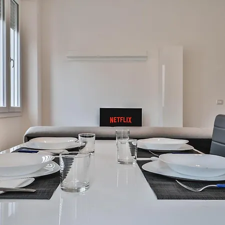 Appartamento Arcos - 10 Minutes Walk To Piazza Maggiore