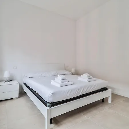 Arcos - 10 Minutes Walk To Piazza Maggiore Appartamento *